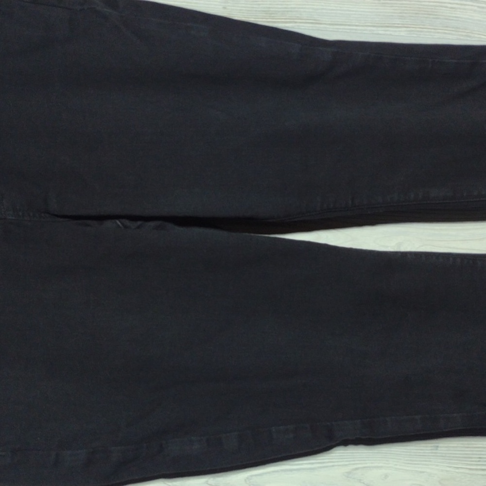 American Eagle Stretch Skinny Jeans - Picture 3 of 15